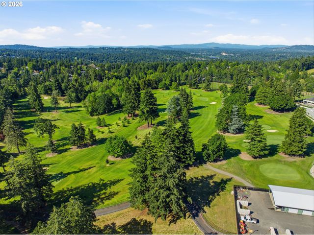 17903 RIDGE LAKE Dr, Lake Oswego, OR 97034