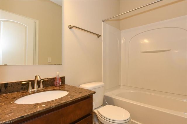 6724 Planters Drive, High Point, NC 27265