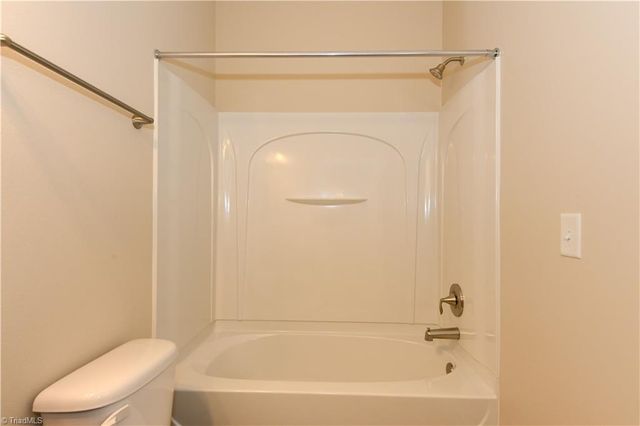 6724 Planters Drive, High Point, NC 27265