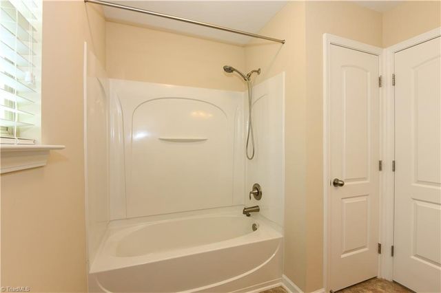 6724 Planters Drive, High Point, NC 27265