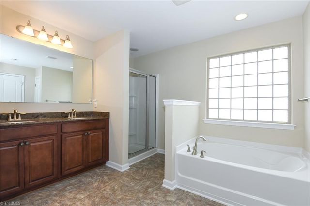 6724 Planters Drive, High Point, NC 27265