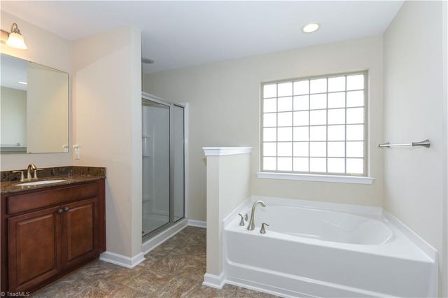 6724 Planters Drive, High Point, NC 27265