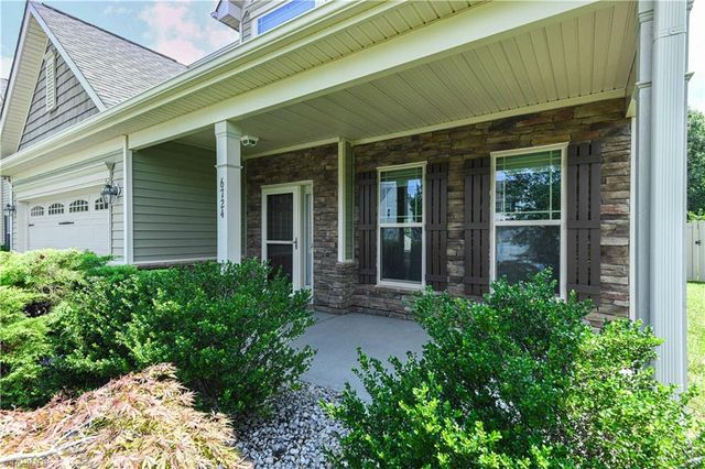 6724 Planters Drive, High Point, NC 27265