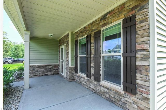 6724 Planters Drive, High Point, NC 27265