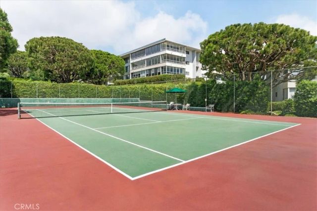 32759 Seagate Dr 103, Rancho Palos Verdes, CA 90275