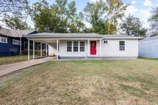 1221 W Crawford Street, Denison, TX 75020