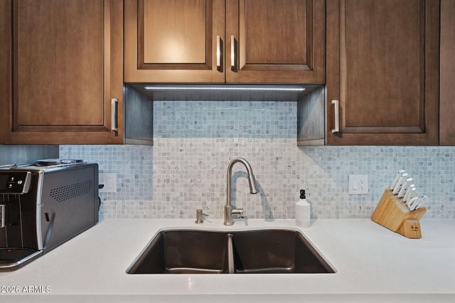 4051 E EMILE ZOLA Avenue, Phoenix, AZ 85032