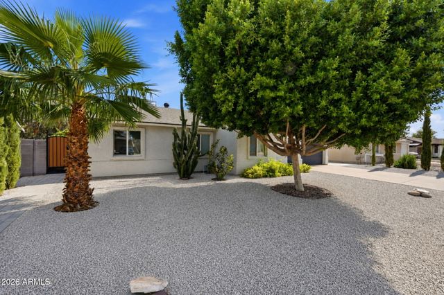 4051 E EMILE ZOLA Avenue, Phoenix, AZ 85032