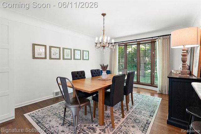 5748 Cherry Crest Drive, West Bloomfield, MI 48322