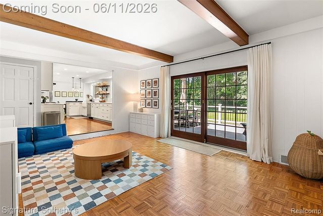 5748 Cherry Crest Drive, West Bloomfield, MI 48322