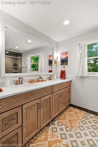 5748 Cherry Crest Drive, West Bloomfield, MI 48322