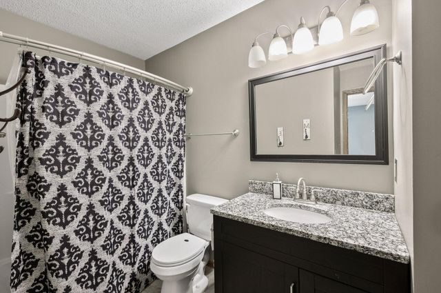 14250 Upper 54th Street N, Oak Park Heights, MN 55082