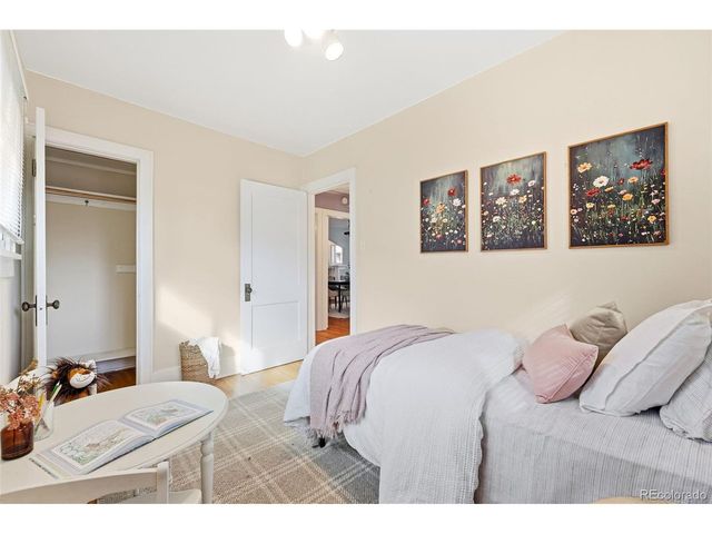 2332 N Glencoe St, Denver, CO 80207