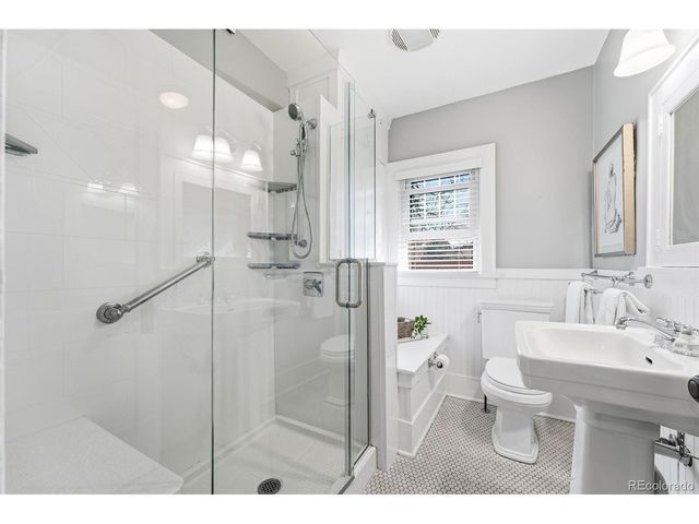 2332 N Glencoe St, Denver, CO 80207