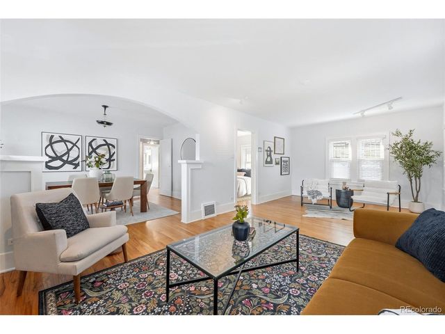 2332 N Glencoe St, Denver, CO 80207