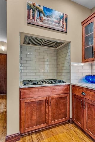 201 Fall Creek Road, Lawrence, KS 66049