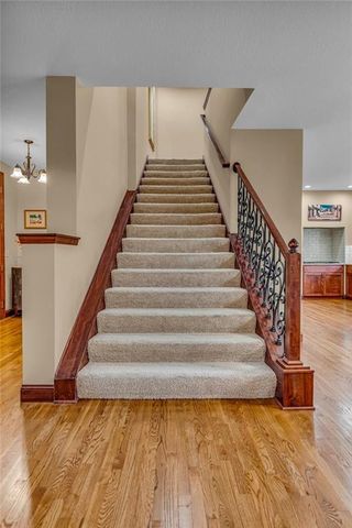 201 Fall Creek Road, Lawrence, KS 66049