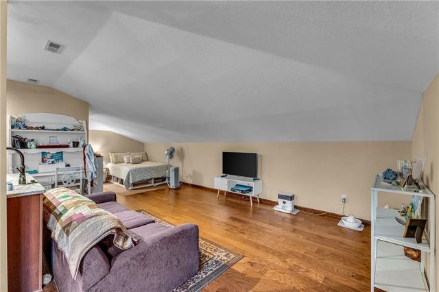 201 Fall Creek Road, Lawrence, KS 66049