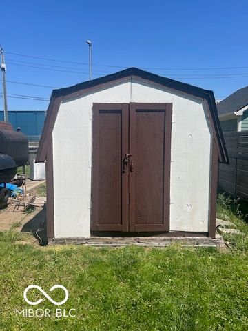 2021 Columbia Avenue, Indianapolis, IN 46202