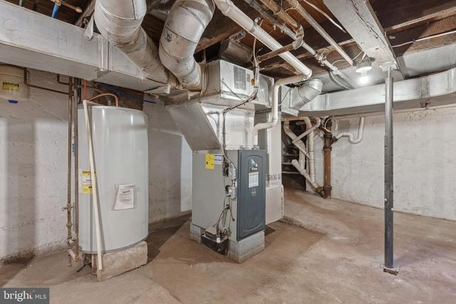 143 N 2ND ST, Mount Wolf, PA 17347