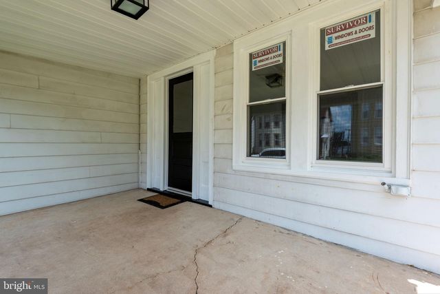 143 N 2ND ST, Mount Wolf, PA 17347