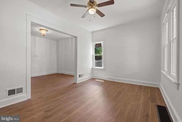 143 N 2ND ST, Mount Wolf, PA 17347