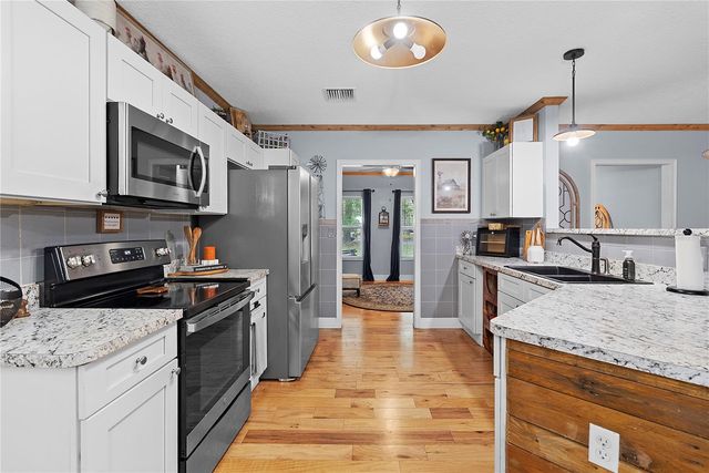 443 N HIGH STREET, Lake Helen, FL 32744