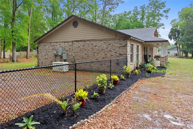 443 N HIGH STREET, Lake Helen, FL 32744