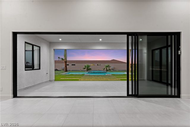 470 East Paradise Hills Drive, Henderson, NV 89002