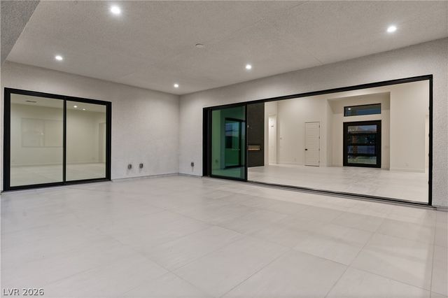 470 East Paradise Hills Drive, Henderson, NV 89002