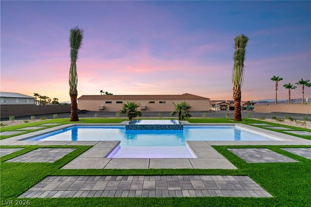 470 East Paradise Hills Drive, Henderson, NV 89002