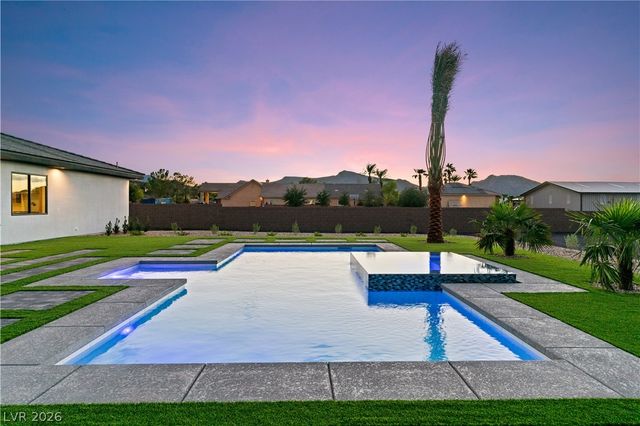 470 East Paradise Hills Drive, Henderson, NV 89002