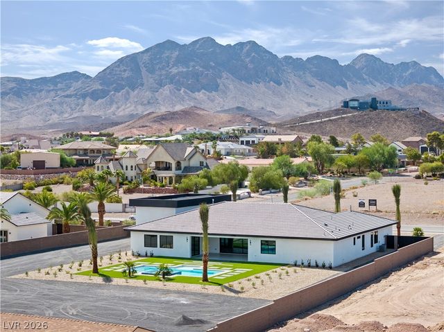 470 East Paradise Hills Drive, Henderson, NV 89002