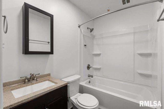 3139 W 1ST Street, Davenport, IA 52804