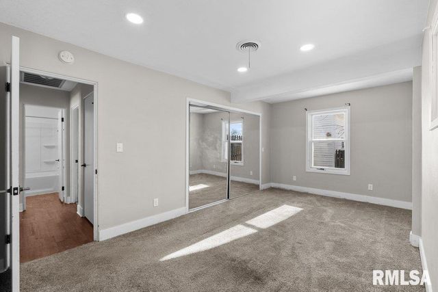 3139 W 1ST Street, Davenport, IA 52804