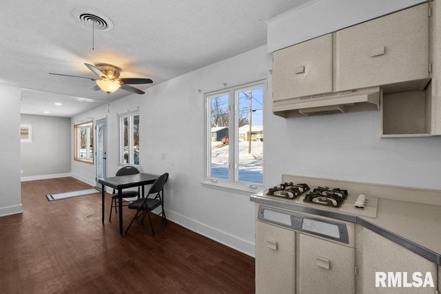 3139 W 1ST Street, Davenport, IA 52804