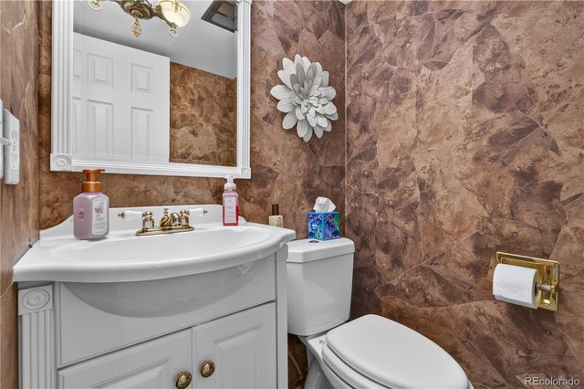 6371 E Dickenson Place, Denver, CO 80222