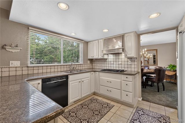 6371 E Dickenson Place, Denver, CO 80222
