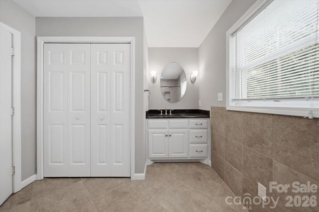 8035 Old NC 10 None, Hickory, NC 28602