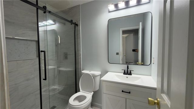 2270 Briar Knoll Road, Lithonia, GA 30058