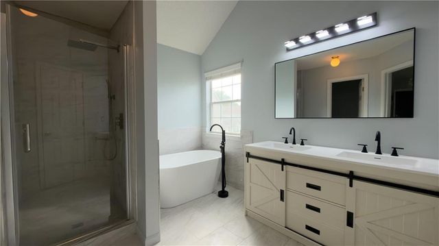 2270 Briar Knoll Road, Lithonia, GA 30058