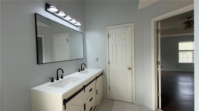 2270 Briar Knoll Road, Lithonia, GA 30058