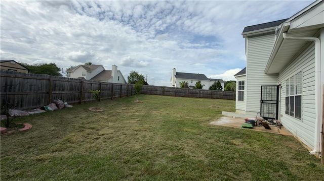 2270 Briar Knoll Road, Lithonia, GA 30058