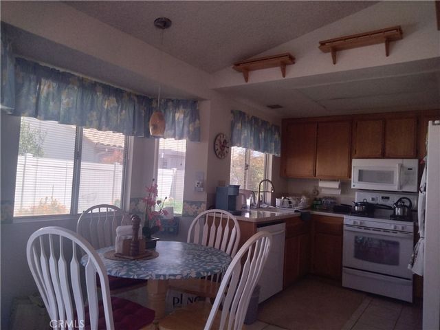 6353 Colonial, Banning, CA 92220