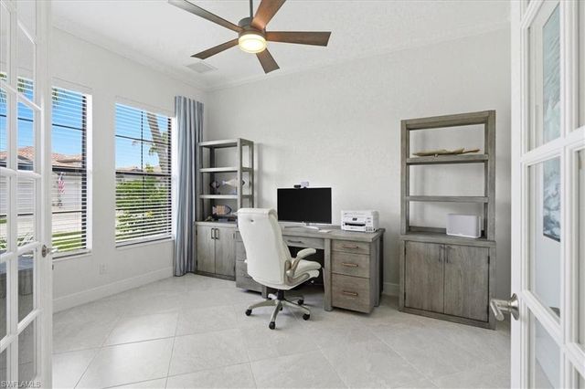 4559 Tamarind WAY, Naples, FL 34119
