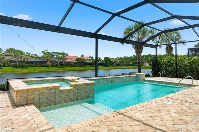 4559 Tamarind WAY, Naples, FL 34119