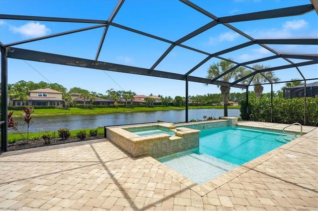 4559 Tamarind WAY, Naples, FL 34119