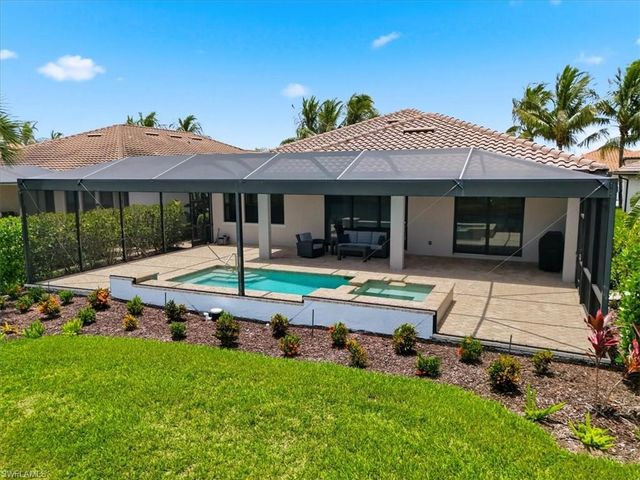 4559 Tamarind WAY, Naples, FL 34119