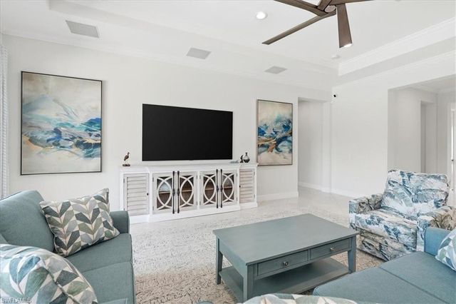 4559 Tamarind WAY, Naples, FL 34119