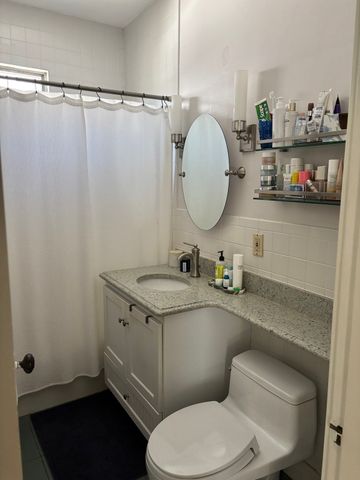 147 Manthorne Rd 2, Boston, MA 02132